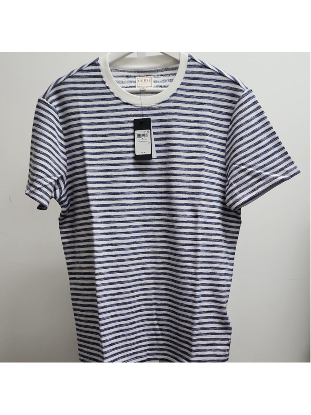 Guess white and navy striped t-shirt Size M #striped #summer